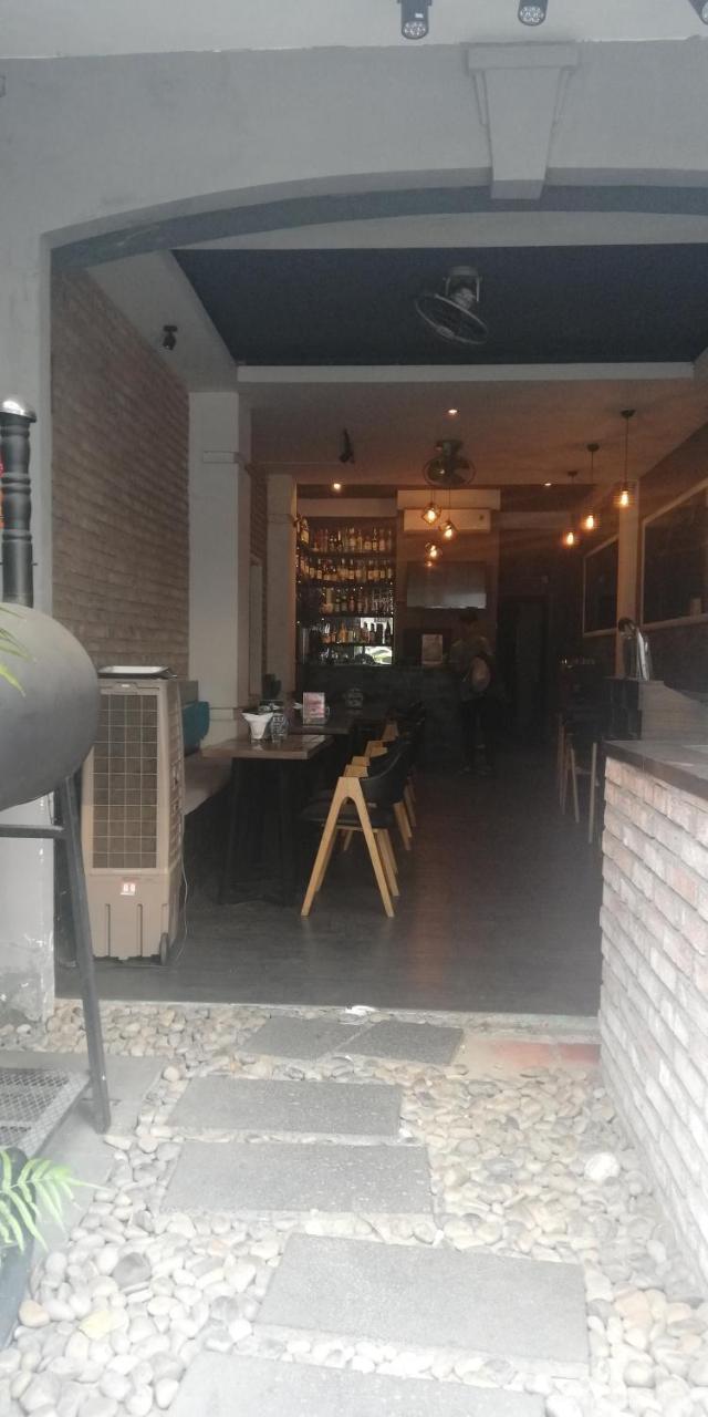 Saigon Inncrowd Хошимин Экстерьер фото